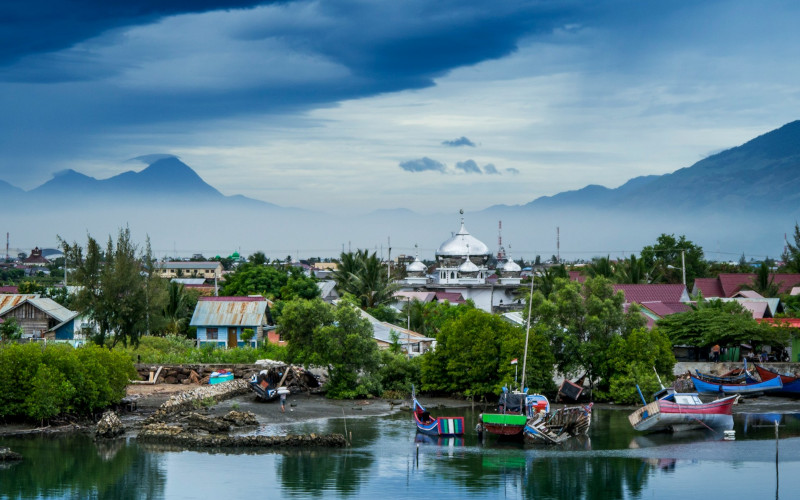 Cuaca Pagi hingga Sore di Aceh Hari Ini: Hujan Ringan Mendominasi, Suhu 22–31 Derajat
