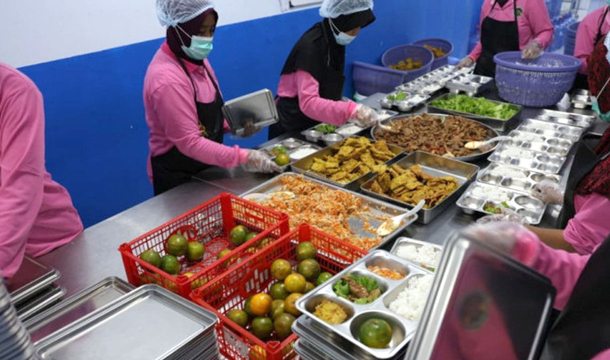 Pemerintah Perketat Pengawasan MBG :  1.288 SPPG Ditutup, 353 Kepala Diberhentikan, Rp311 M Kembali ke Negara
