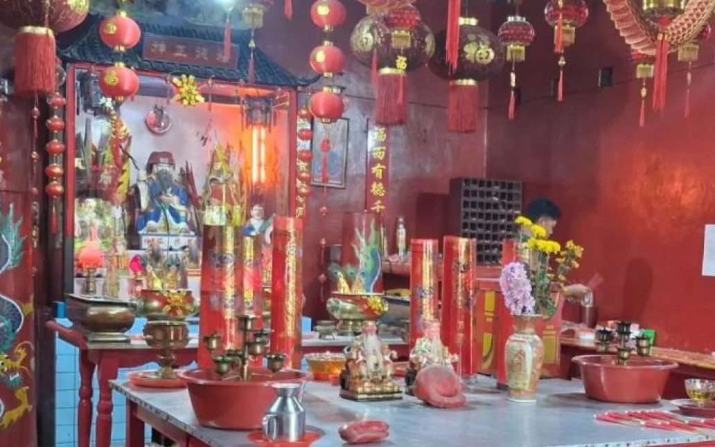 Memaknai Imlek 2577 dalam Kesederhanaan di Kelenteng Tertua Aceh Tamiang