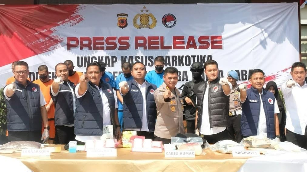 Wow! Polda Jabar Bongkar Jaringan Narkoba Aceh-Jawa Barat: Sabu 3 Kilo Disita!