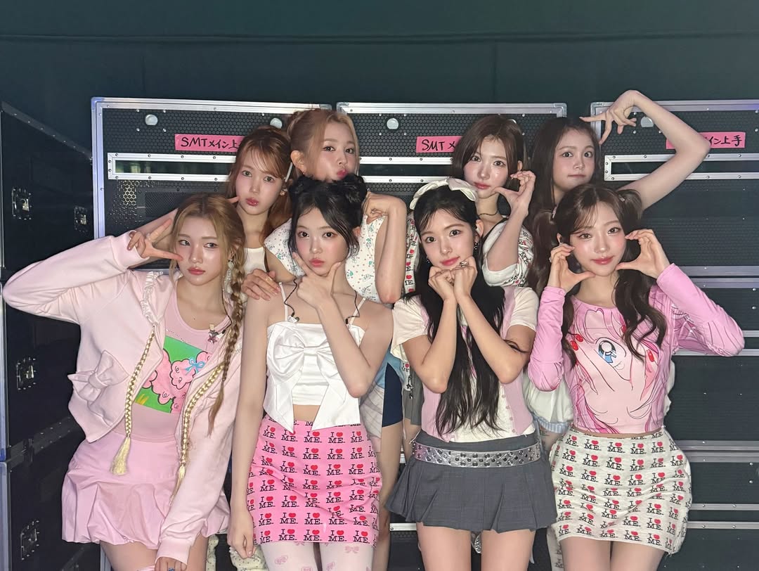 Hearts2Hearts Tampil Gemas Saat Nyanyi di Iklan Shopee 9.9 Super Shopping Day, Bikin Netizen Auto Repeat!