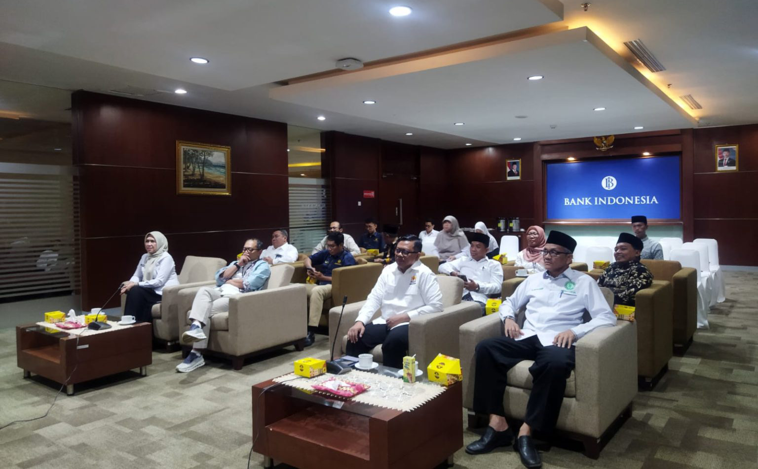 Mendorong Sinergi Ulama, Pemerintah, Dunia Usaha, Suryani: Indonesia Harus Menjadi Pusat Ekonomi Syariah Dunia