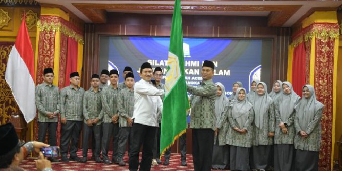 Wagub Lepas Kafilah Aceh Bertanding ke STQH Nasional, Optimis Bisa Raih Juara