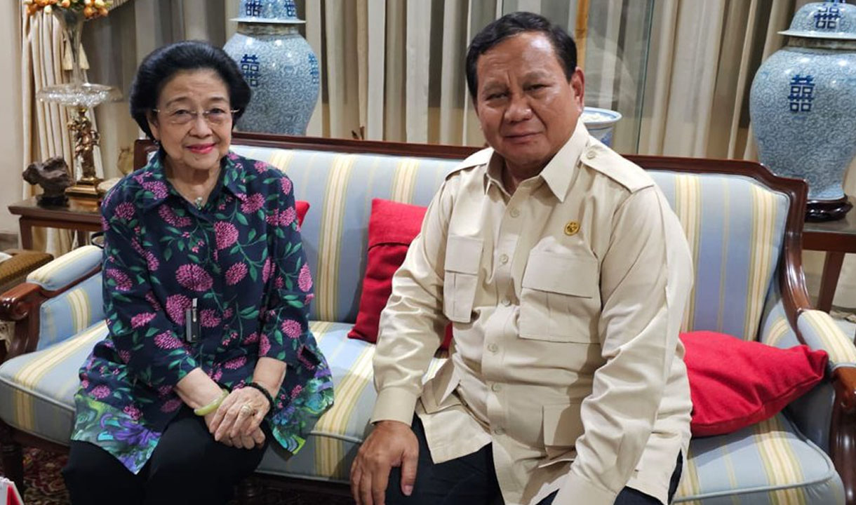 Kelakar Megawati Sentil Polemik Ijazah Palsu atau Asli: Lah Kok Susat Amat
