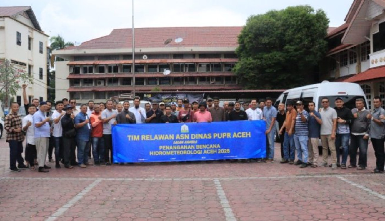 Dinas PUPR Aceh Kerahkan Relawan Bersih-bersih Pascabencana di Aceh Tamiang