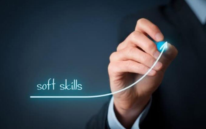 10 Soft Skill Wajib di Era Kerja Modern: Kunci Sukses yang Sering Diabaikan
