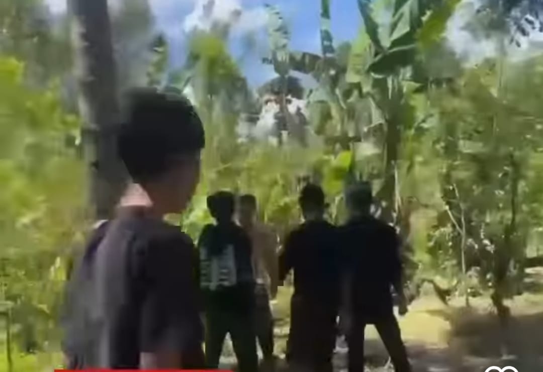 Miris! Viral Remaja Berseragam Pramuka Jadi Korban Bullying, Anggota DPR: Yassalam!