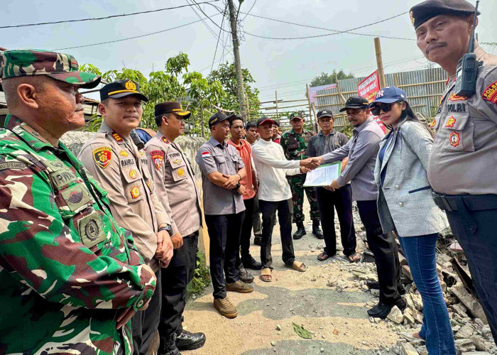 PN Jakbar Eksekusi Lahan di Kapuk, Pemilik Bersyukur Haknya Kembali