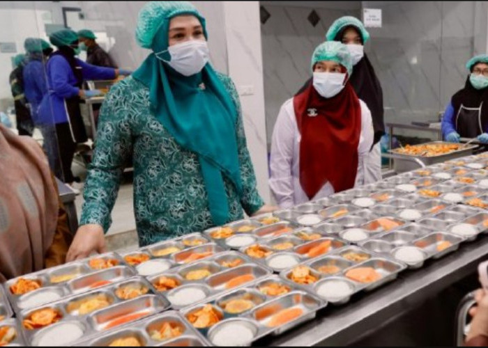 Dapur MBG Lambhuk Disidak Ketua PPK Aceh Marlina Muzakir, Ada Apa?