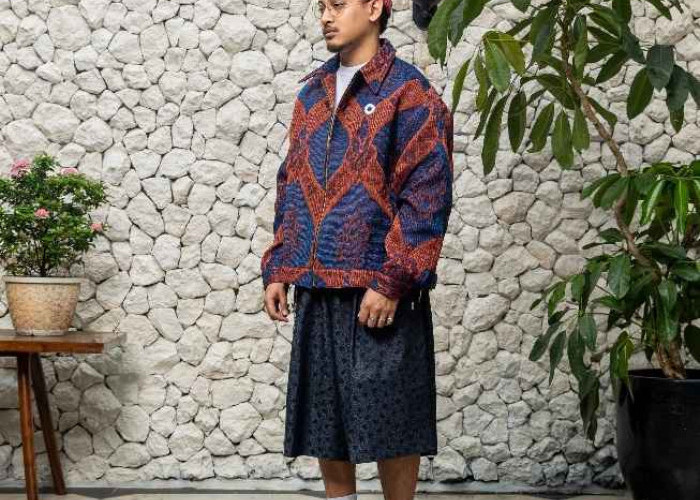 Phoenix Crest Jacket: Kolaborasi Eksklusif SIMPATI x Othman di MyTelkomsel