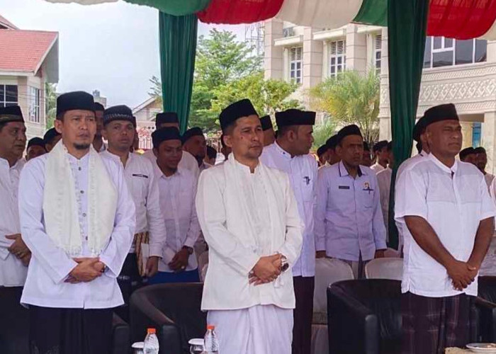 Meski Mendung, Ribuan Santri Aceh Kibarkan Semangat 'Santri Mandiri, Indonesia Berprestasi'