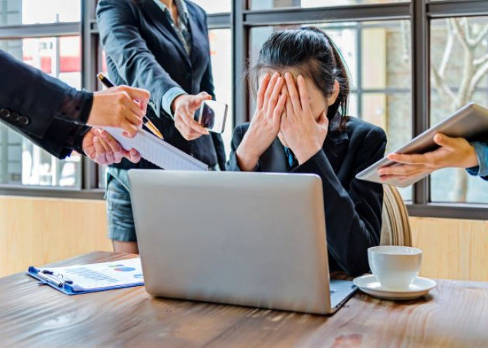 Cara Sederhana Mengatasi Tekanan Kerja Tanpa Kehilangan Fokus