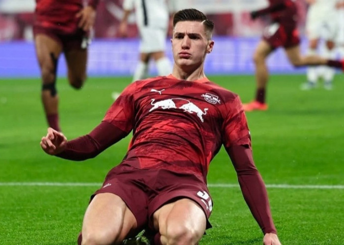 Transfer Benjamin Sesko: Newcastle Tawar Rp1,5 Triliun, Pergerakan Senyap MU Patut Diwaspadai!