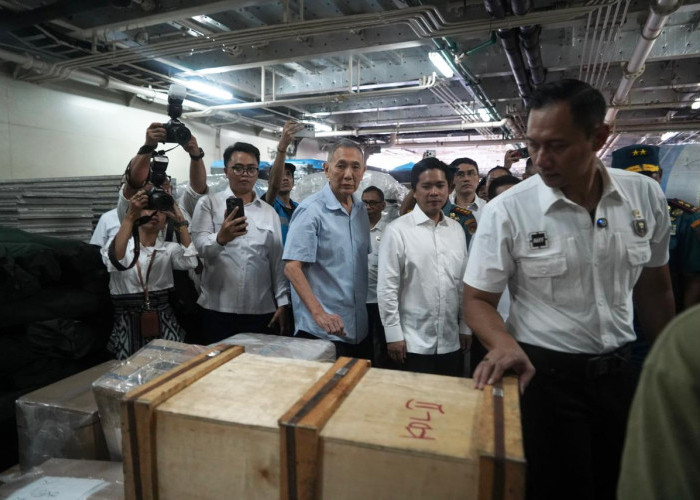 Pemerintah Lepas Pengiriman Bantuan Korban Bencana Sumatera dari Pengusaha via Kapal TNI AL