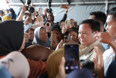 Di Hadapan Korban Bencana Sumatera, Prabowo Janjikan Percepatan Infrastruktur