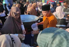 Pekan Raya Ramadhan di Banda Aceh Ramai Pengunjung, Kanji Pidie Jadi Favorit Buka Puasa